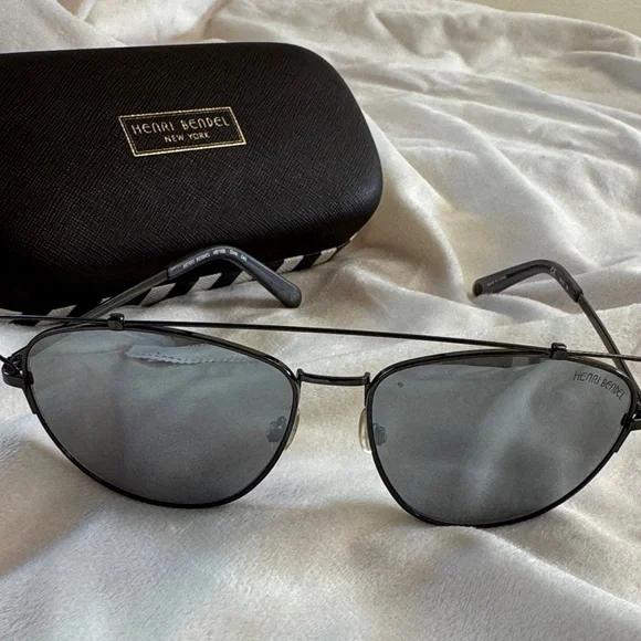 Henri Bendel Black Frame Sunglasses with Silver Lenses - Picture 5 of 5